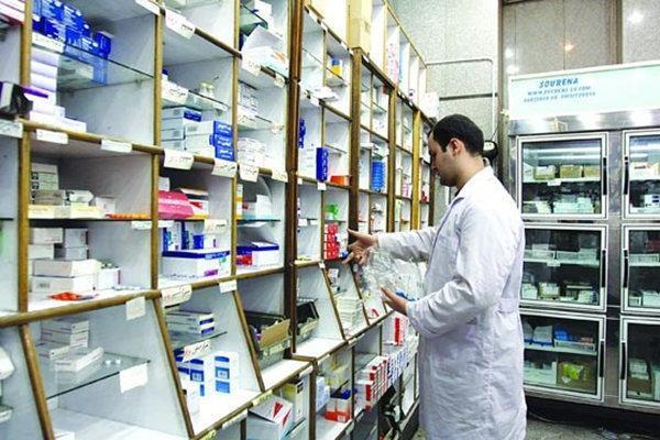 پایش مستمر تمامی داروخانه های فعال در شهرستان دیر